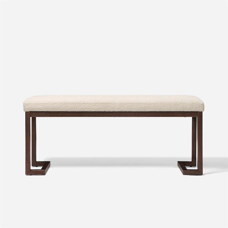 Panca dal design contemporaneo in tessuto bouclé