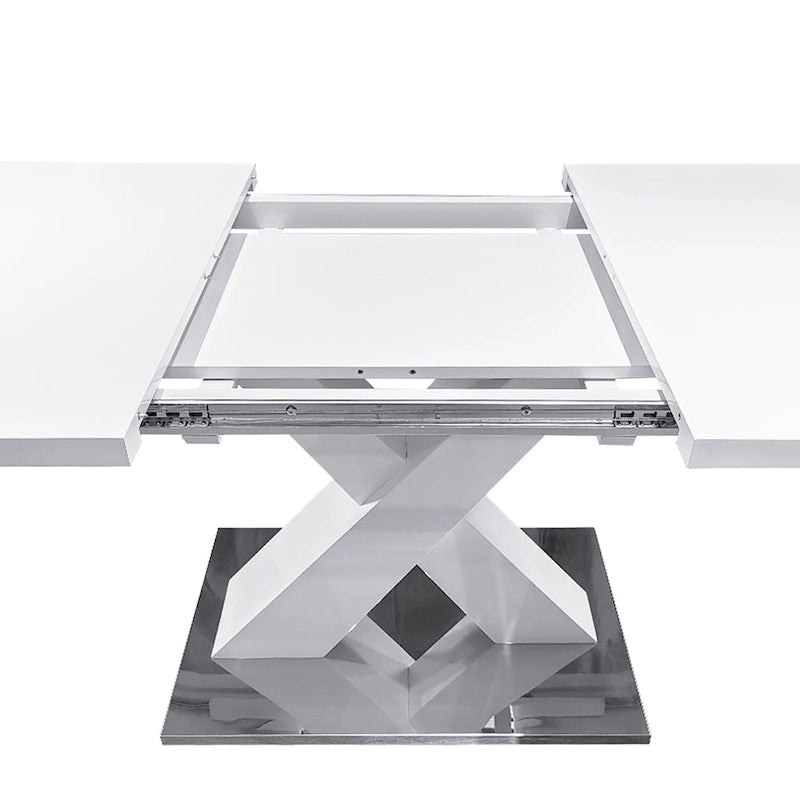 Stretchable Dining Table - N/A